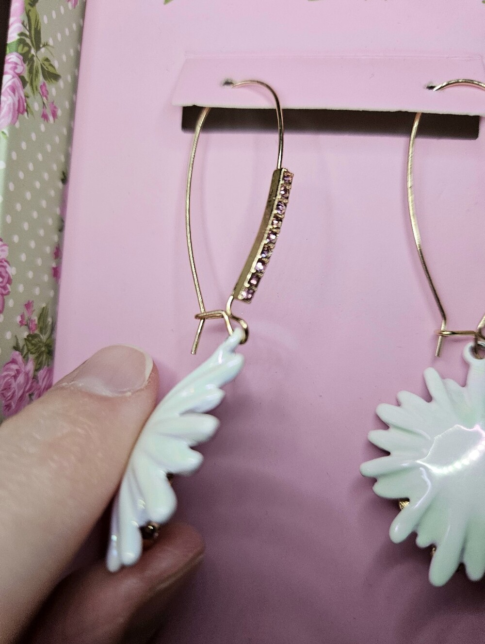 Betsey Johnson Flower Bee Earrings - Picture 8 of 12